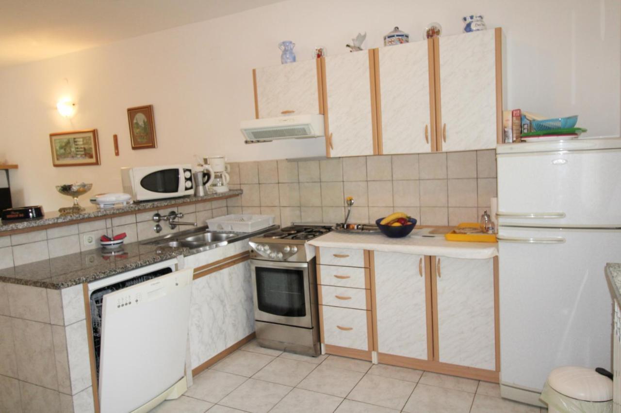 Ližnjan Apartment Valentina מראה חיצוני תמונה