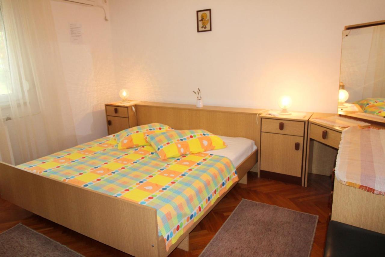 Ližnjan Apartment Valentina מראה חיצוני תמונה