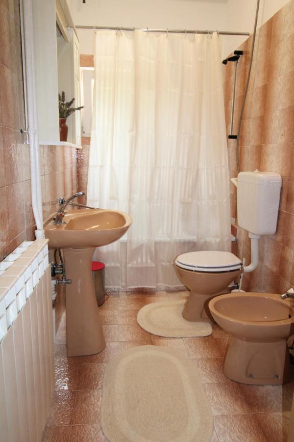Ližnjan Apartment Valentina מראה חיצוני תמונה