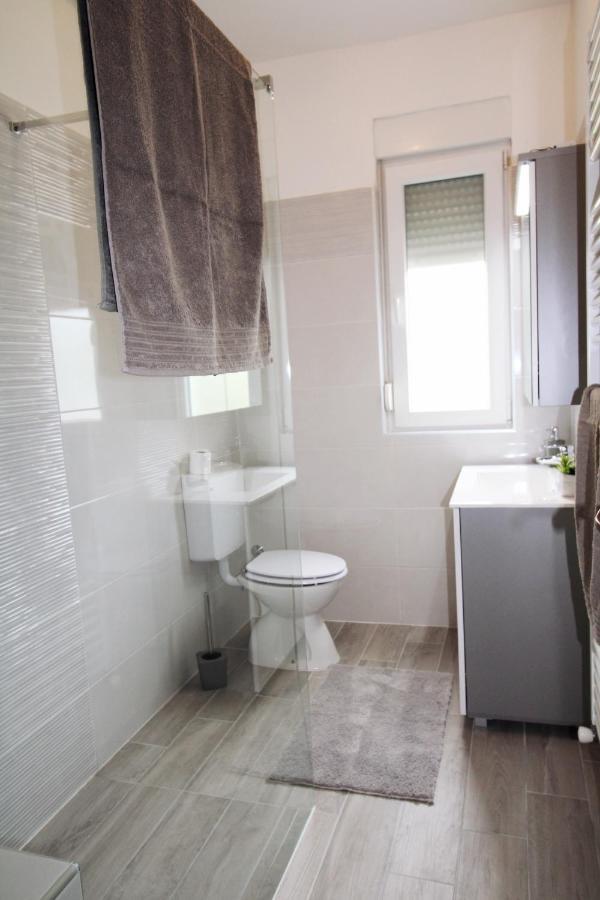 Ližnjan Apartment Valentina מראה חיצוני תמונה